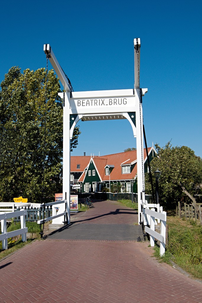 marken markermeer hdr houten huizen waterland vissersdorp paard van